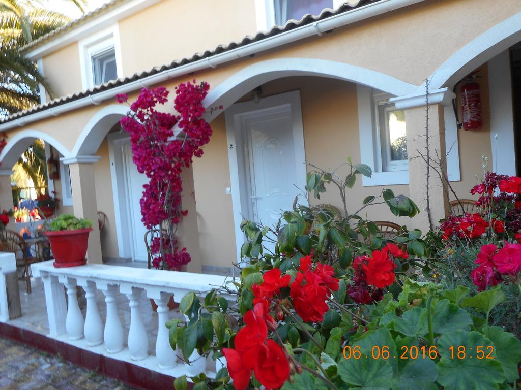 Hotel apartamentowy Eleni Holidays With Swimming Pool, Sidari Corfu 3*